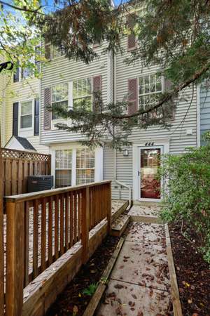 Photo of 444 Palmspring Dr, Gaithersburg, MD 20878