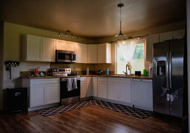 Property at 15-1702 11th Ave, Keaau, HI 96749, 3 beds, 2 baths