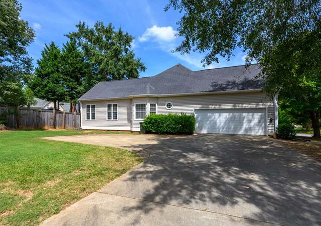 Photo of 102 Amberly Ct, Easley, SC 29642-8973