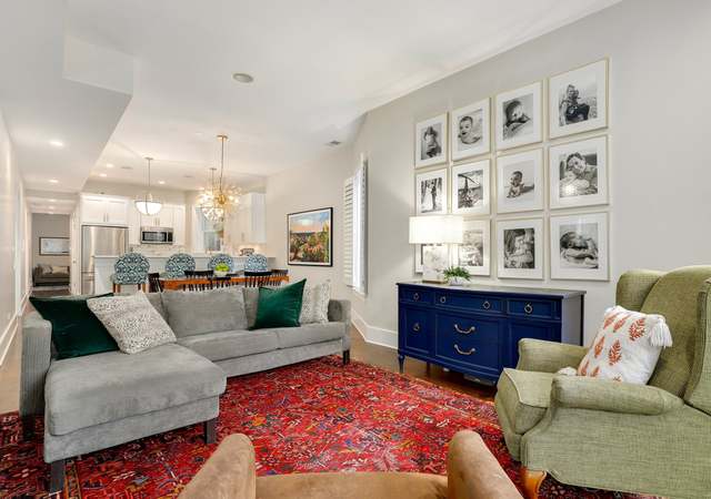 Photo of 1262 W Bryn Mawr Ave #2, Chicago, IL 60660