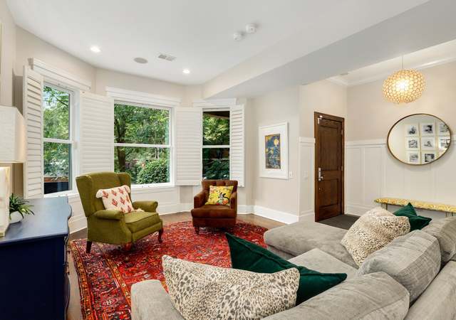 Photo of 1262 W Bryn Mawr Ave #2, Chicago, IL 60660
