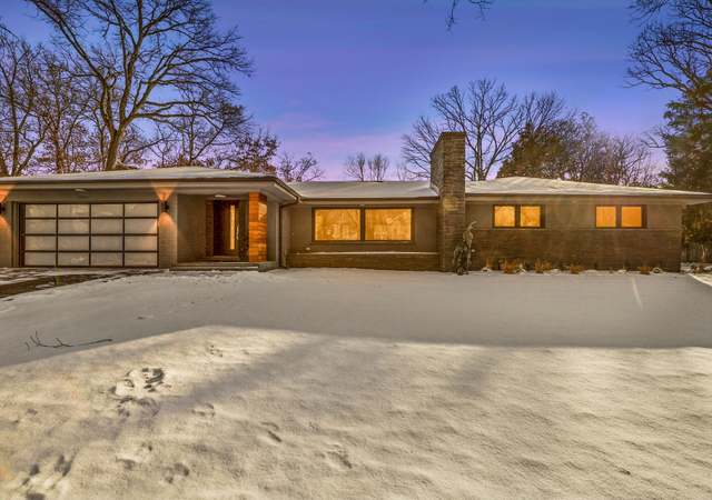 Photo of 1045 Pleasant Ln, Glenview, IL 60025