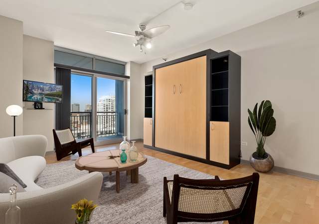 Photo of 330 W Grand Ave #2005, Chicago, IL 60654