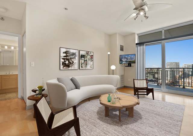 Photo of 330 W Grand Ave #2005, Chicago, IL 60654