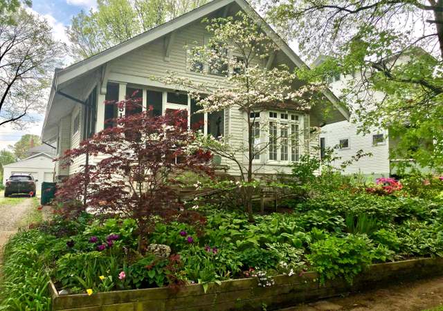 Property at 510 Lake Ave, St Louis, MO 63119, 4 beds, 2.5 baths
