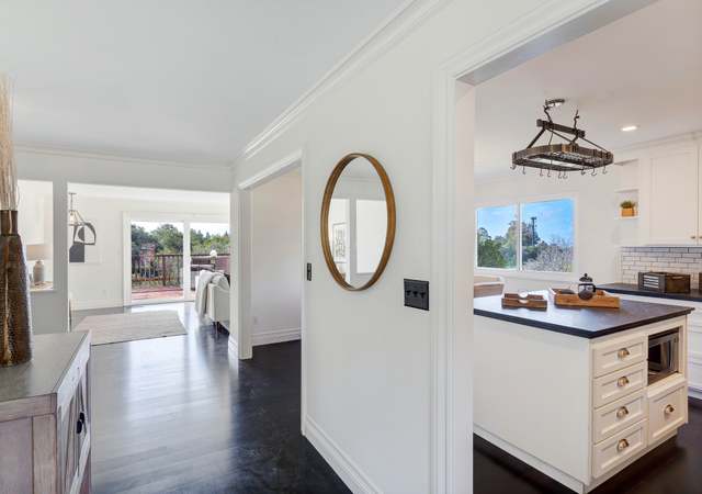 Photo of 5935 Leona St, Oakland, CA 94605