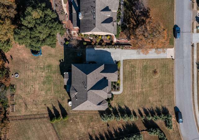 Photo of 205 Tuxedo Ln, Greer, SC 29651