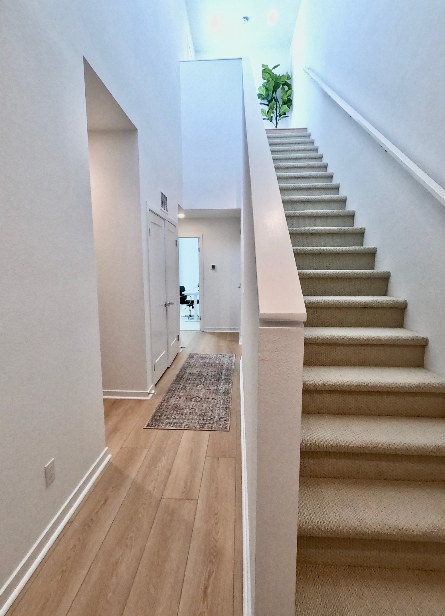 2100 Sullivan Irvine Ca 92614 94 - q4bfomv
