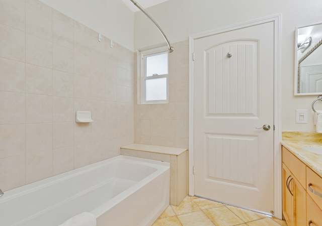 Photo of 530 Kunehi St #808, Kapolei, HI 96707