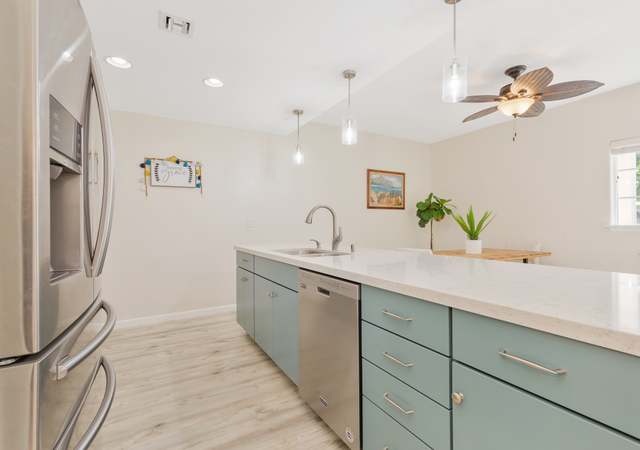 Photo of 530 Kunehi St #808, Kapolei, HI 96707
