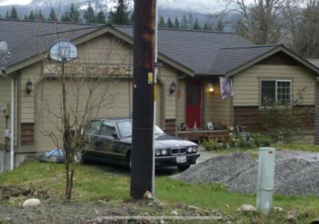 Photo of 440 E Alder Dr, Sedro Woolley, WA 98284