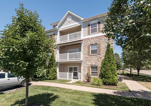 Photo of 1 Monarch Trace Ct #101, Chesterfield, MO 63017