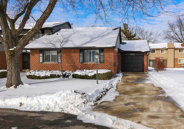 Photo of 1051 Liskeard Ct #1051, Wheaton, IL 60189
