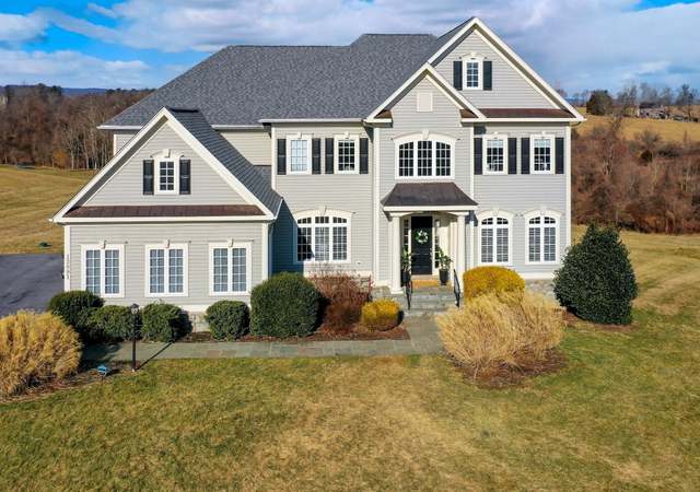 Photo of 13091 Moyes Bluff Ct, Lovettsville, VA 20180