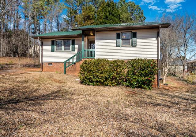 Photo of 108 Hickory Dr, Pickens, SC 29671-9416