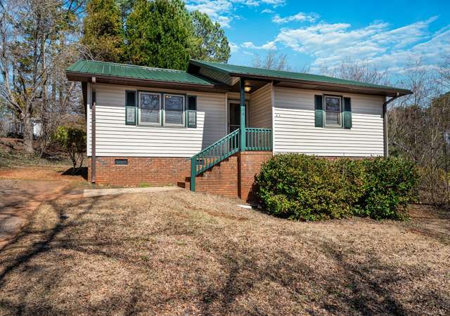 Photo of 108 Hickory Dr, Pickens, SC 29671-9416