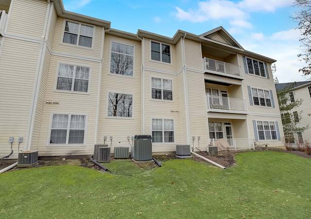 Photo of 547 Saint Andrews Pl, Manalapan, NJ 07726