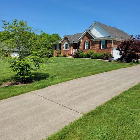 Photo of 70 Weissinger Ct, Shelbyville, KY 40065