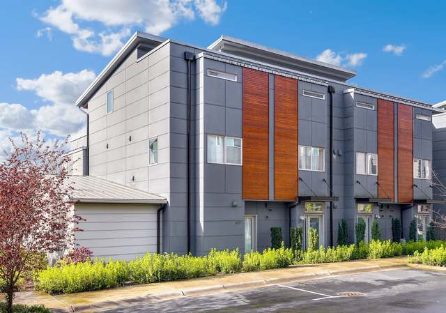 Photo of 4237 213th Pl SE, Issaquah, WA 98029