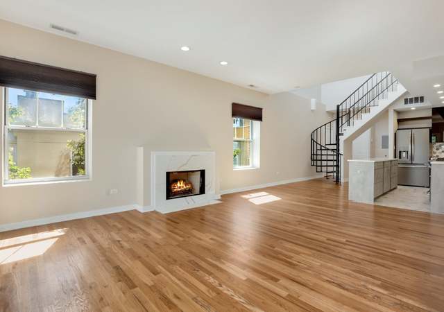 Photo of 4631 S Ellis Ave Unit 3R, Chicago, IL 60653