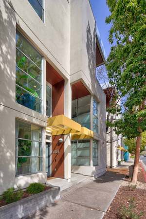 Photo of 1334 Powell St, Emeryville, CA 94608