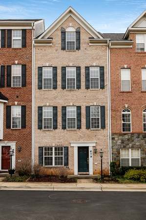 Photo of 679 Pullman Pl, Gaithersburg, MD 20877