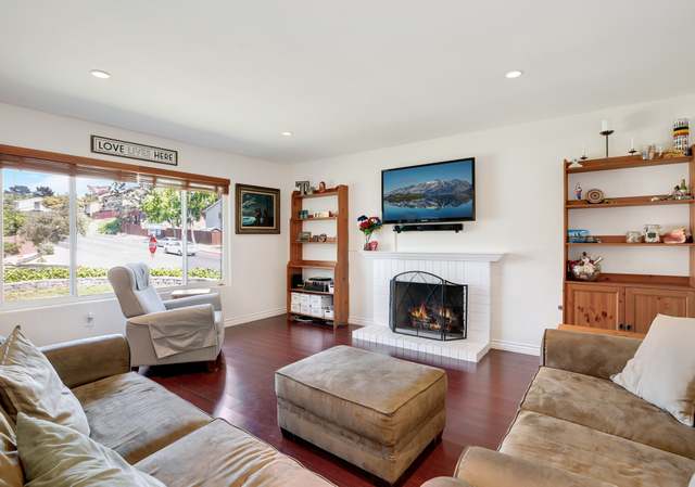 Photo of 4570 Leathers St, San Diego, CA 92117