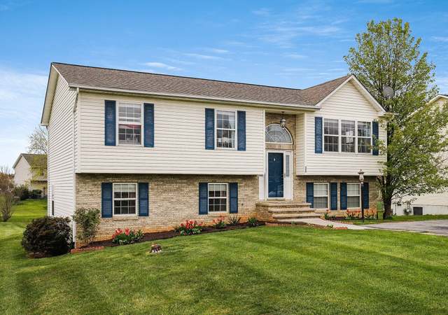 Photo of 328 Montgomery Cir, Stephens City, VA 22655