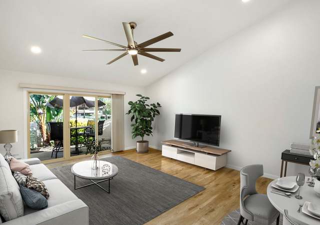Photo of 265 Parkside Gln, Escondido, CA 92026