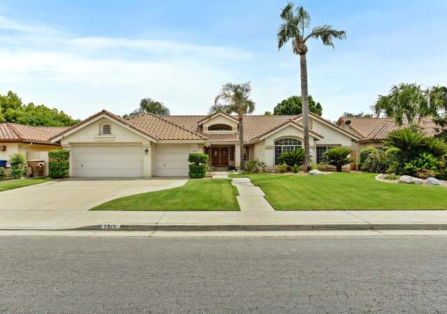 Photo of 7317 Calle Los Manzanos, Bakersfield, CA 93309