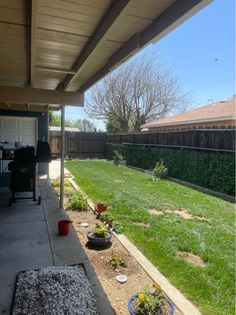 Photo of 330 Warren Ave, Bakersfield, CA 93308