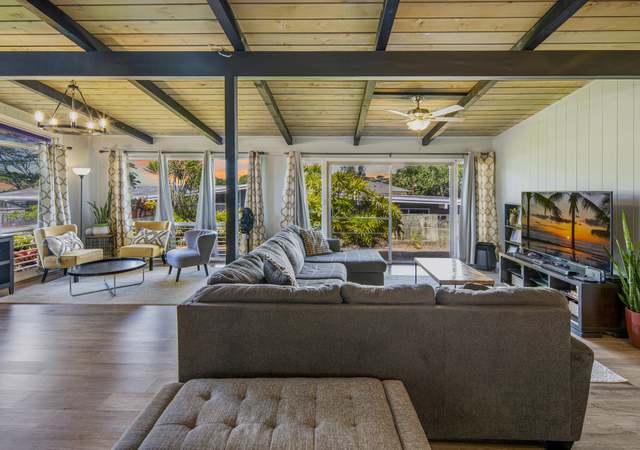 Photo of 2314 Ahakapu St, Pearl City, HI 96782