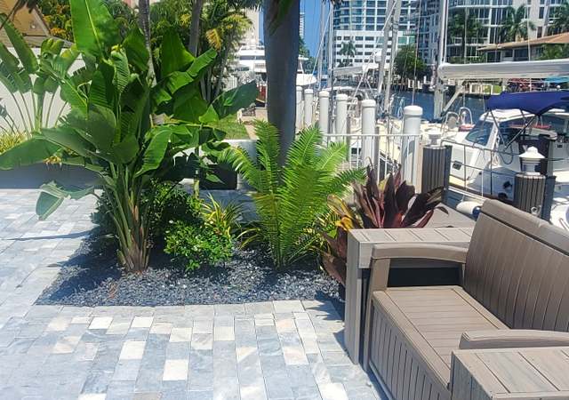 Property at 2850 NE 35, Fort Lauderdale, FL 33306, 4 beds, 4.5 baths
