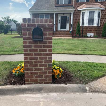 Property at 1304 Telfon Cir, Chesapeake, VA 23320, 4 beds, 2.5 baths