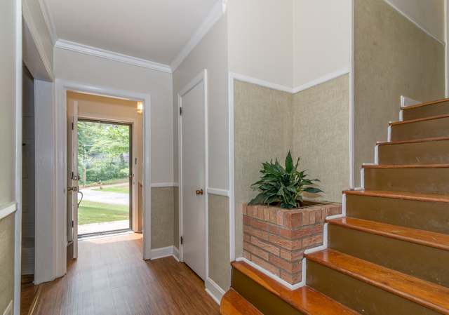 Photo of 100 Chipwood Ln, Greenville, SC 29615