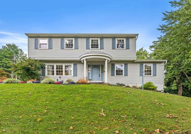 Photo of 50 Gordon Dr, Easton, PA 18045