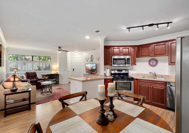 Photo of 3451 Paseo De Alicia #5, Oceanside, CA 92056