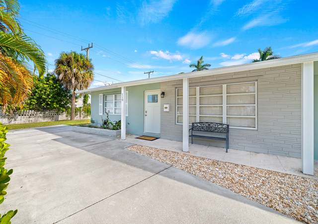 Photo of 118 E Ilex Dr, Lake Park, FL 33403