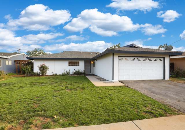 Photo of 1929 Oak Hill Dr, Escondido, CA 92027
