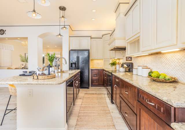 Photo of 5708 Dartmoor Cir, Oceanside, CA 92057