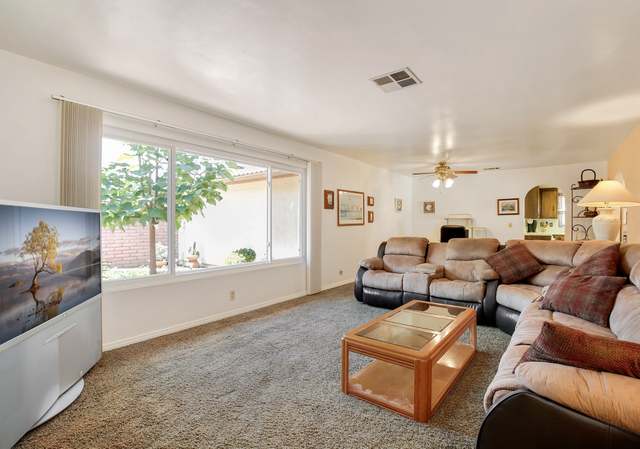 Photo of 1918 Encino Dr, Escondido, CA 92025