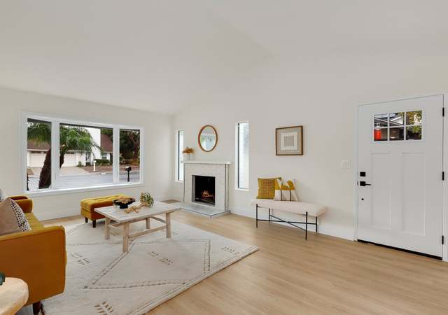 Photo of 4112 Beach Bluff Rd, Carlsbad, CA 92008