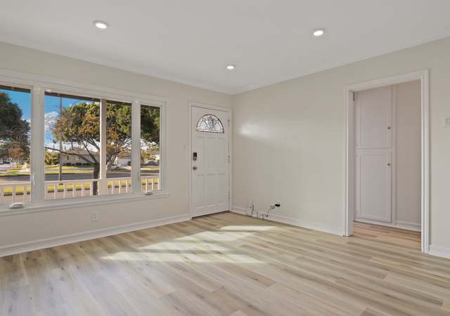 Photo of 4954 Woodruff Ave, Lakewood, CA 90713