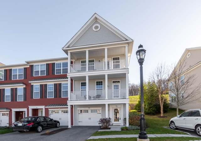 Photo of 74 Warrington Round #74, Danbury, CT 06810