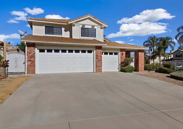Photo of 15074 Heather Ln, Lake Elsinore, CA 92530