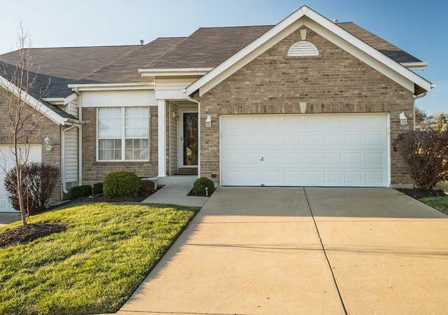 Photo of 107 Robbins Way Dr, Florissant, MO 63034