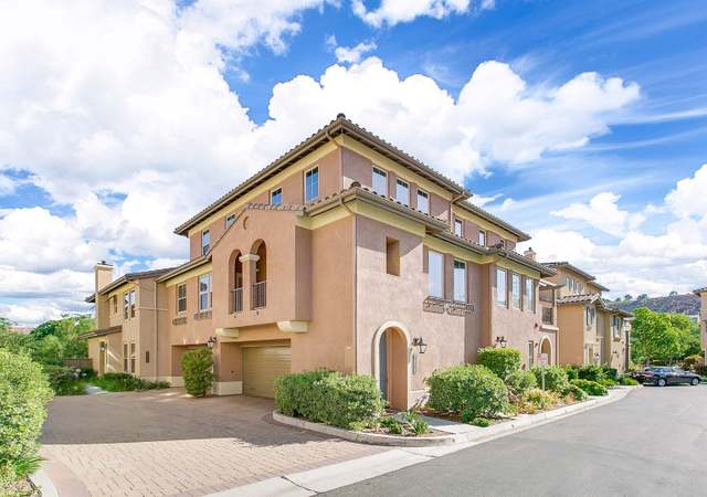 Photo of 2768 Piantino Cir, San Diego, CA 92108