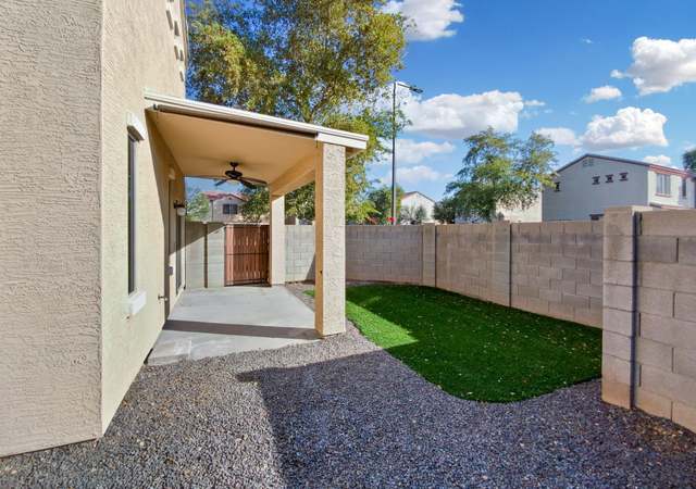 Photo of 1402 E Dunbar Dr, Phoenix, AZ 85042