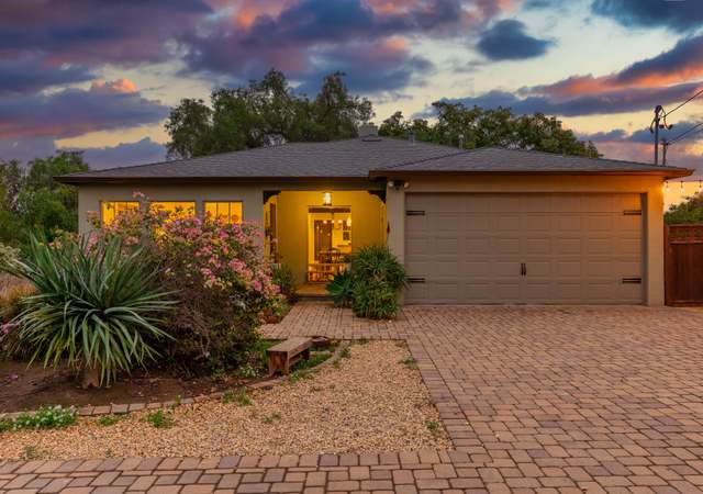 Photo of 1911 Foothill Dr, Vista, CA 92084