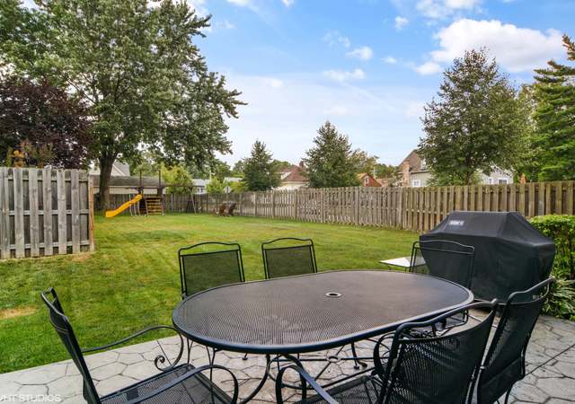 Photo of 16920 Scullin Dr, Cleveland, OH 44111